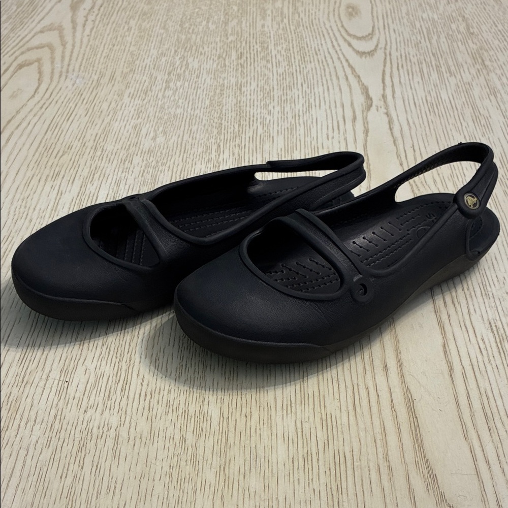 Junior Girls Crocs Gabby Flat Mary Jane Shoes (Black)